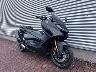 yamaha tmax tech max 2024