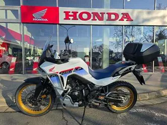 honda xl750 transalp 2025 předváděcí motocykl vč. příslušenství