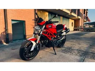 ducati 696