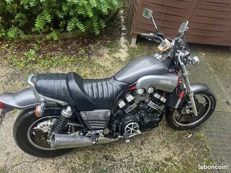 rare et belle yamaha 1200 vmax de 1989 grise en full 145 cv équipé du vboost, collector, version originale, suivi entretien
