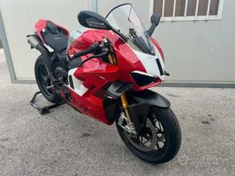 ducati panigale r v4