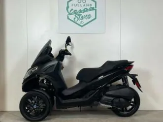 piaggio mp3 300 hpe deep black special edition