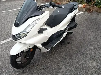scooter pcx 125