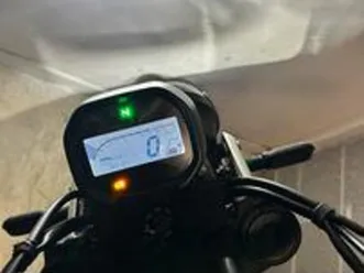 moto voge trofeo 300 ac verde