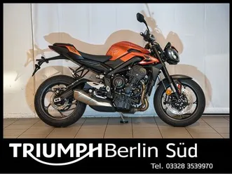 triumph street triple r