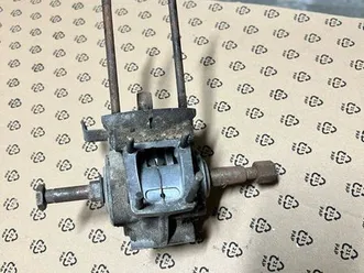 bas moteur pour peugeot 103 fixe