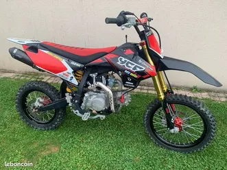 moto ycf 150 bigy limited édition