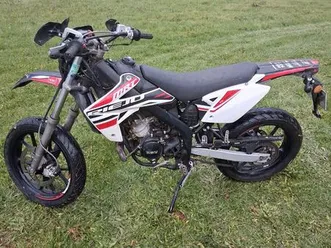 moto 50 cm3