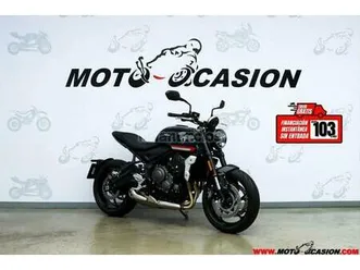 triumph - trident 660