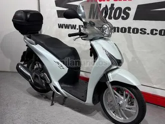 honda - scoopy sh125i cbs