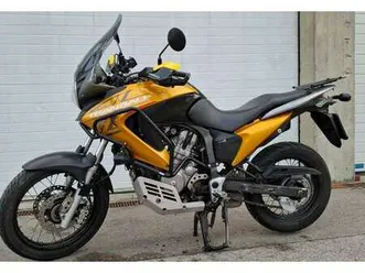 xl 700 va