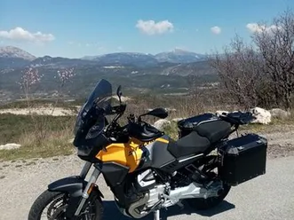 moto guzzi stelvio