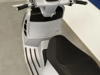 vespa gts 125 supertech