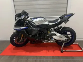 2018 yamaha r1m