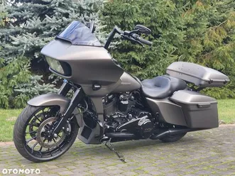 harley-davidson touring road glide