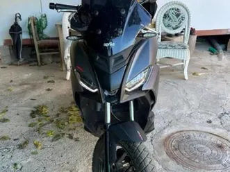 aprilia - sr