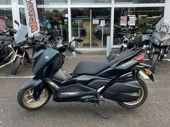 yamaha x-max 300