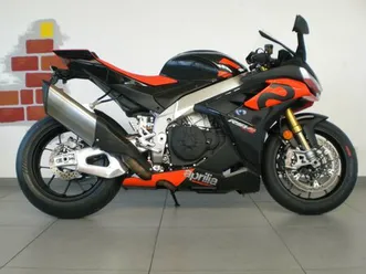 aprilia rsv4 1100