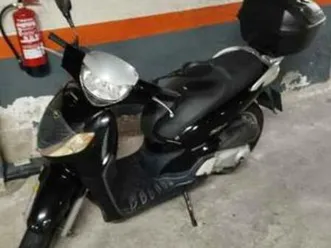 honda - scoopy sh 150 i