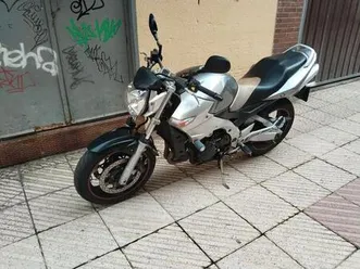 suzuki - gsr
