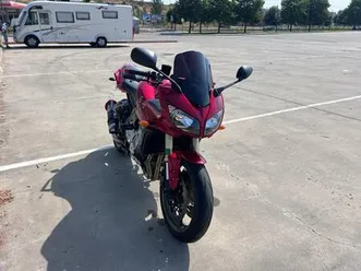 yamaha - fz1s. 150 cv