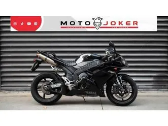 yamaha - yzf r1