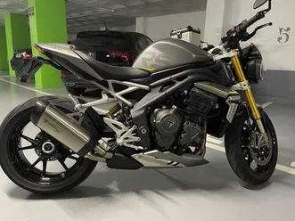 triumph - espeed triple rs