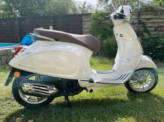 vespa primavera 125