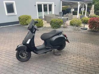 vespa vespa 300 gts super sport, 11/23, 6600 km, black
