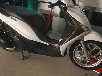 piaggio 125 medley