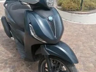 piaggio beverly 300 - 2022