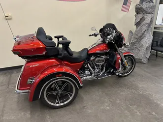2021 cvo® tri glide® ultra