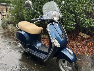 piaggio vespa lx 125 scooter petrol automatic (12 ps) 124 cc