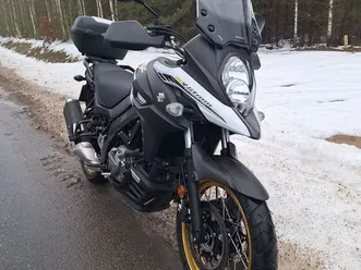 suzuki-dl-650-v-strom-xt-jak-nowy-olsztyn