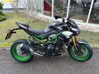z 900 se