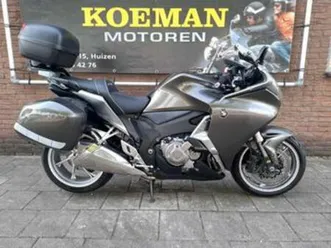 honda vfr 1200 f dct c-abs (bj 2013) vfr1200 topstaat — motoren | honda — marktplaats