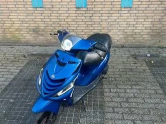 piaggio zip 4t 2017 special edition tekoop/ruilen — scooters | piaggio — marktplaats