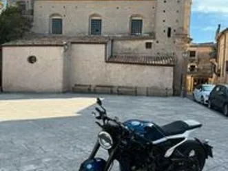 husqvarna vitpilen 701 - anno 2020 - 14.000 km