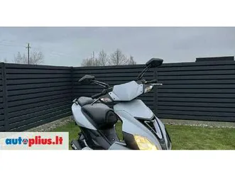 aprilia sr 49 cc, scooters / mopeds