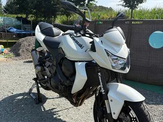 moto kawasaki z750