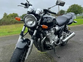 xjr 1300 noire origine