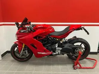 ducati supersport 939 s red