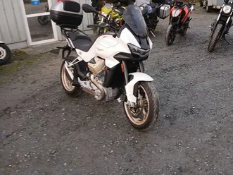 moto guzzi v100 mandello