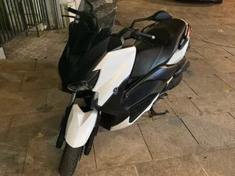x-max 125 abs