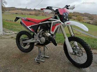 moto 125 xe fantic