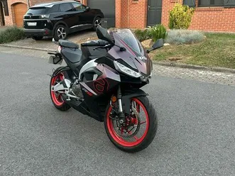 aprilia rs457