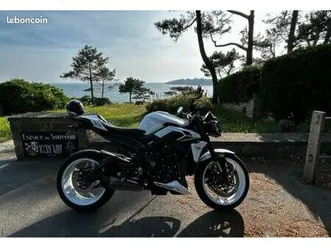 triumph street triple 765 r