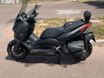 yamaha xmax 400 abs – 2019 – 1ère main – 9 000