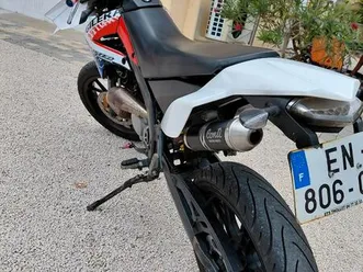 50 gilera ■remise en état moteur en 2020 - 15683 kms■révision générale faite en 07/2025.■nous avons les factures ■prix 2000 ■remise en état moteur en 2020 - 156