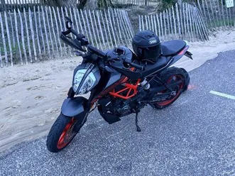 ktm 125 duke (2023)